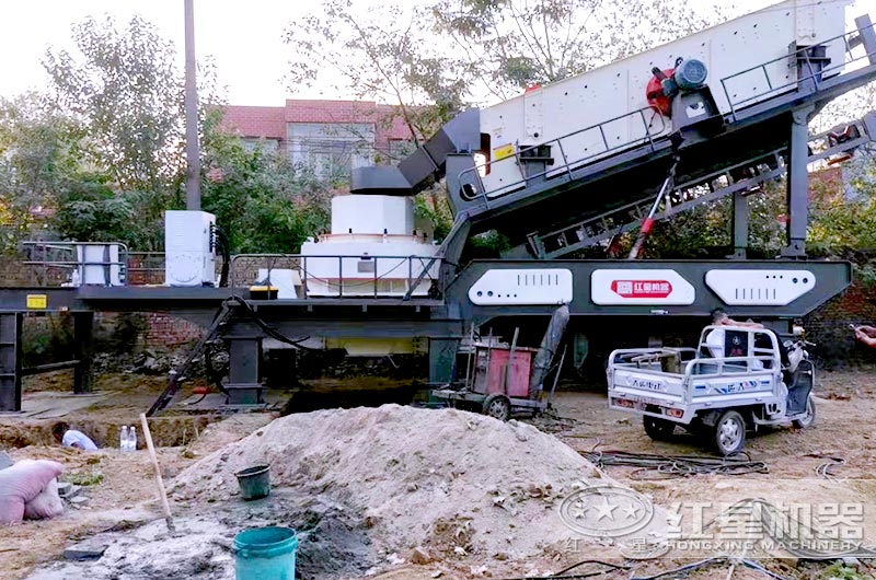 圖片4-移動沖擊式破碎機 圖片4-移動沖擊式破碎機